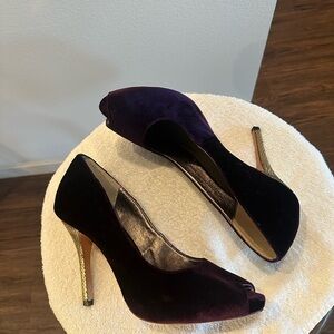 New Elegant Purple Peep-Toe Heels with Gold Accents
